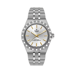 TUDOR Royal 30mm - Silver on Bracelet
