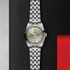 Black Bay One 31mm - Light Champagne, Diamond-Set on Bracelet