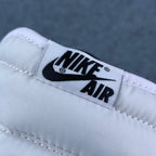 Air Jordan 1 Retro High OG 'Black Toe' 2016