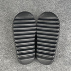 Yeezy Slides 'Onyx'