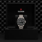 Pelagos Ultra Titanium 43mm - Black on Bracelet w/ Extra Rubber Strap